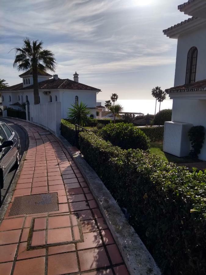 Duquesa Suites. Manilva San Luis de Sabinillas Εξωτερικό φωτογραφία